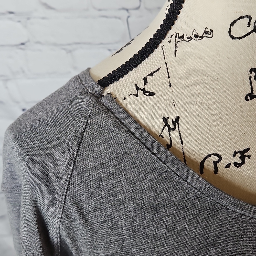 Poetry Heathered Grey Wool Blend Flap Front Nwt 3/4 Sleeve Top Size 8 — image 4 of 7